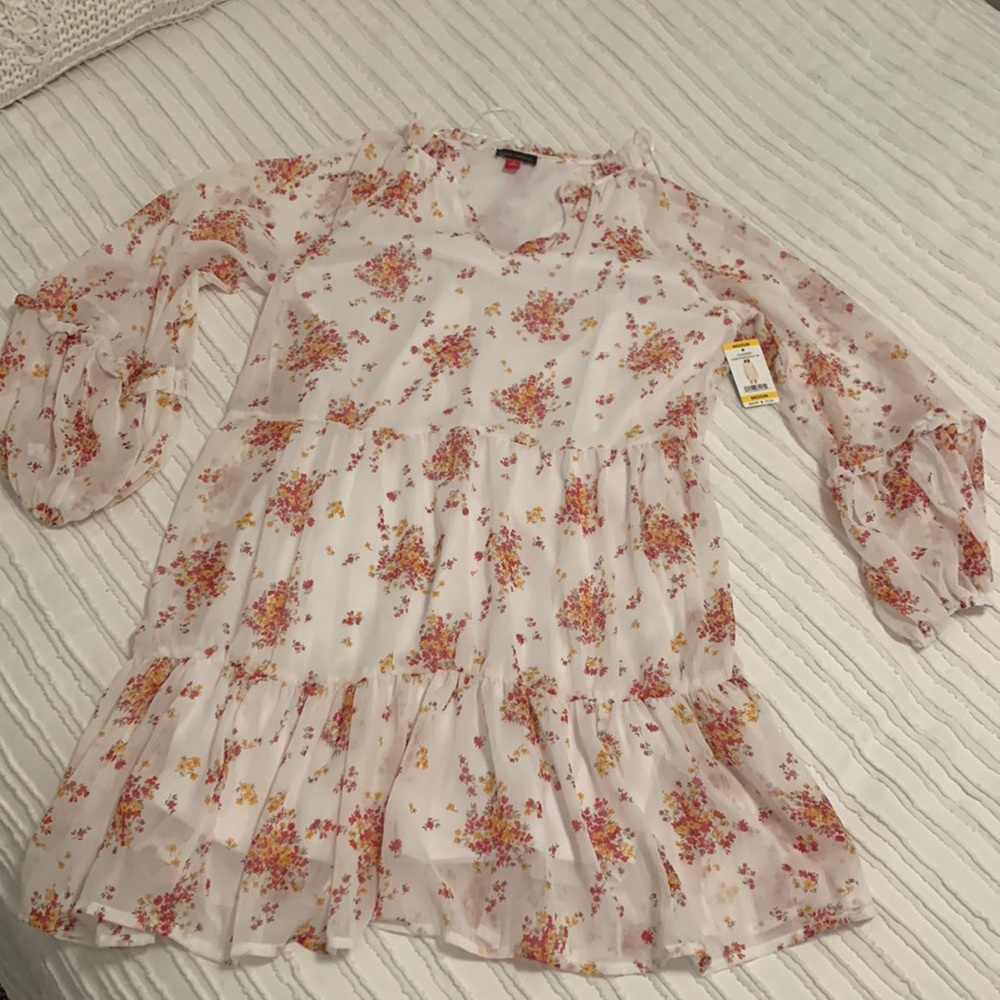 Vince Camuto White floral dress with white liner long sleeves never worn
